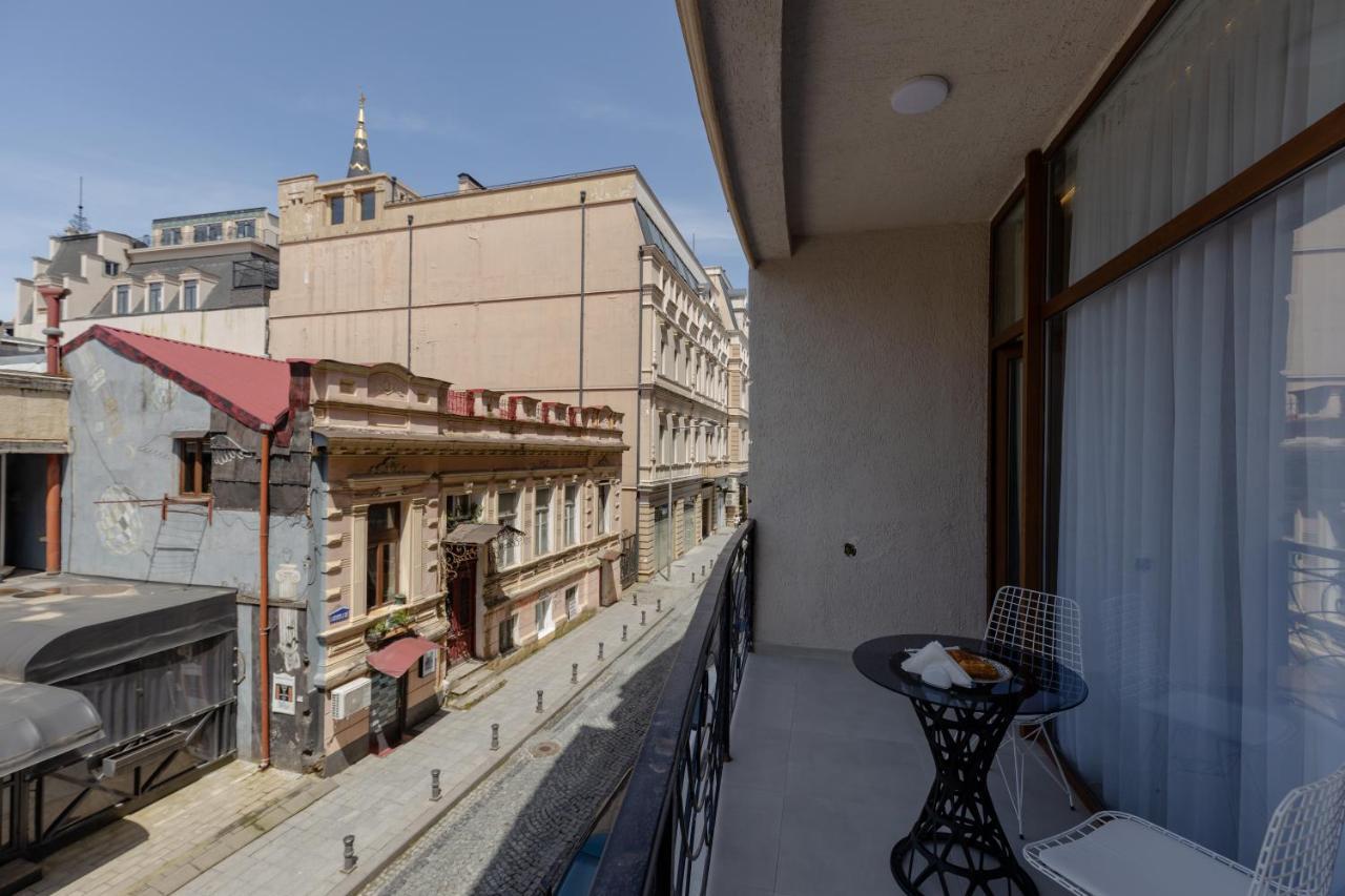 Hotel Monarch Batumi Esterno foto